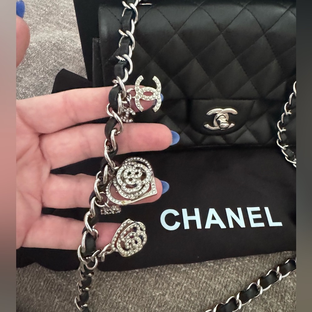 CHANEL Black Quilted Valentine editionLambskin Shoulder Bag with Silver Hardware - Picture 11 of 13